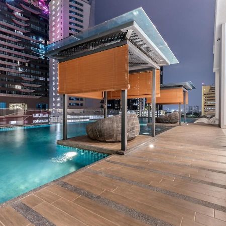 Skyline Garden 2 Bedrooms Homestay Near Klcc Kuala Lumpur Exterior photo