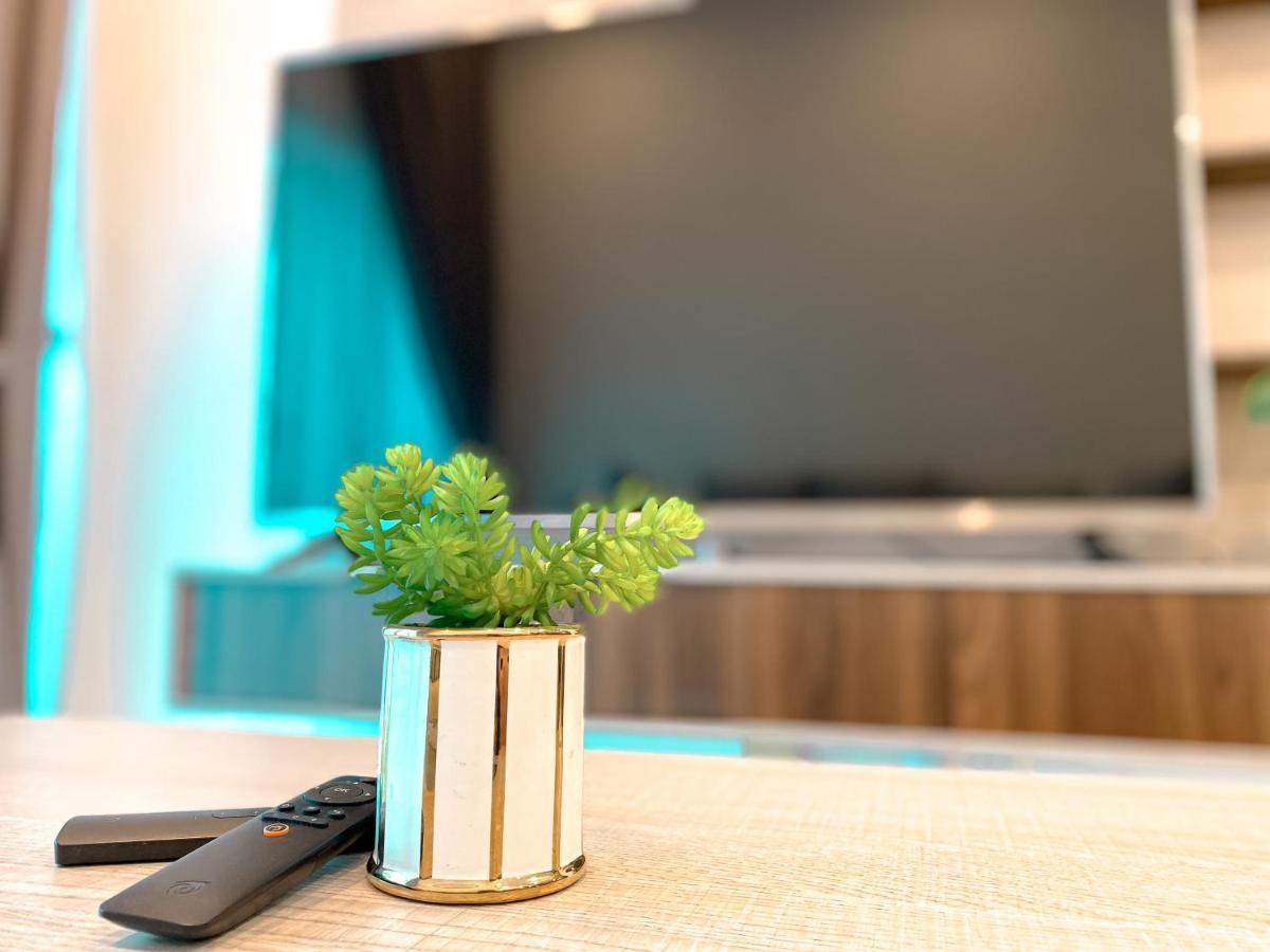 Skyline Garden 2 Bedrooms Homestay Near Klcc Kuala Lumpur Exterior photo