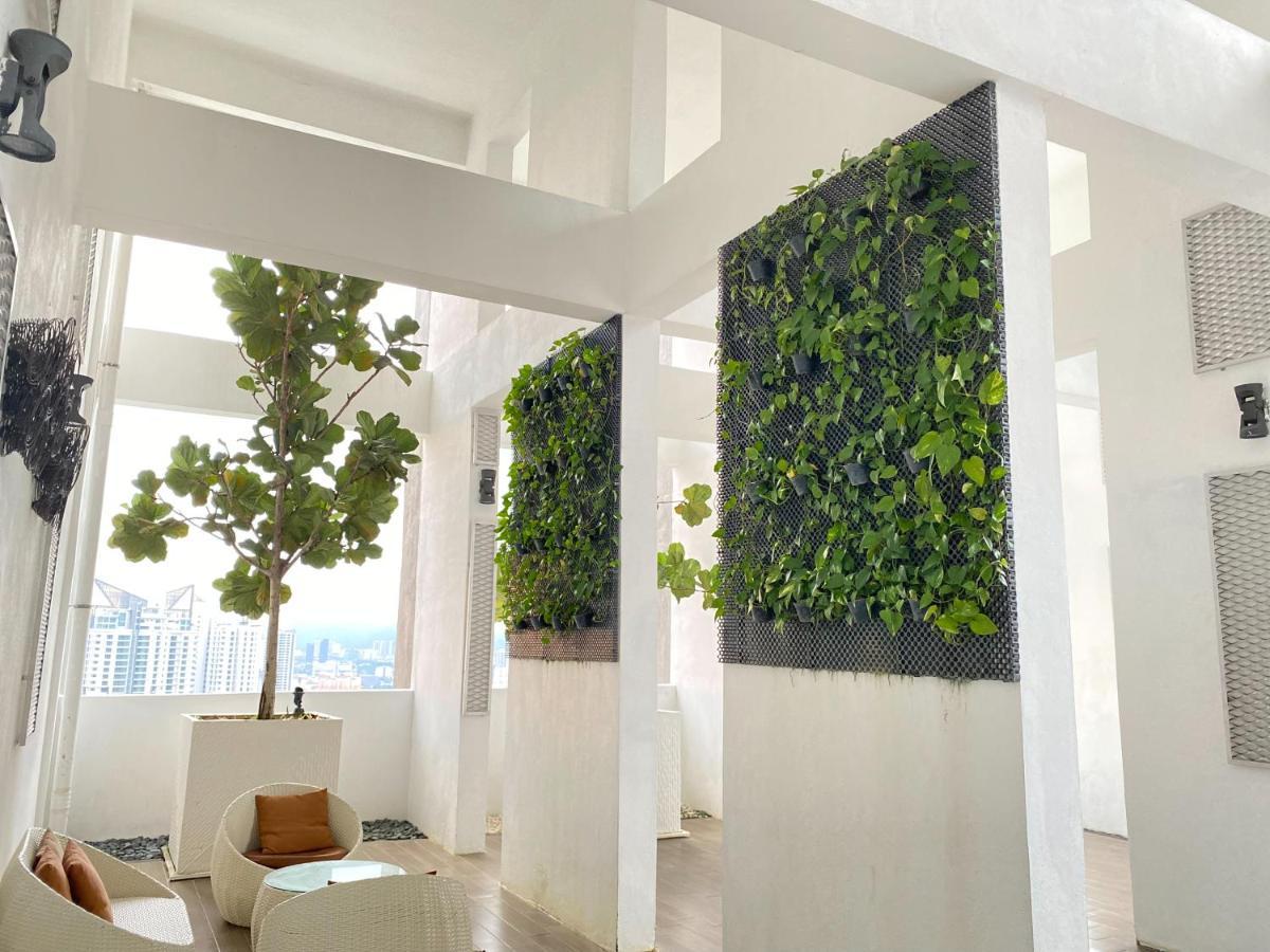 Skyline Garden 2 Bedrooms Homestay Near Klcc Kuala Lumpur Exterior photo